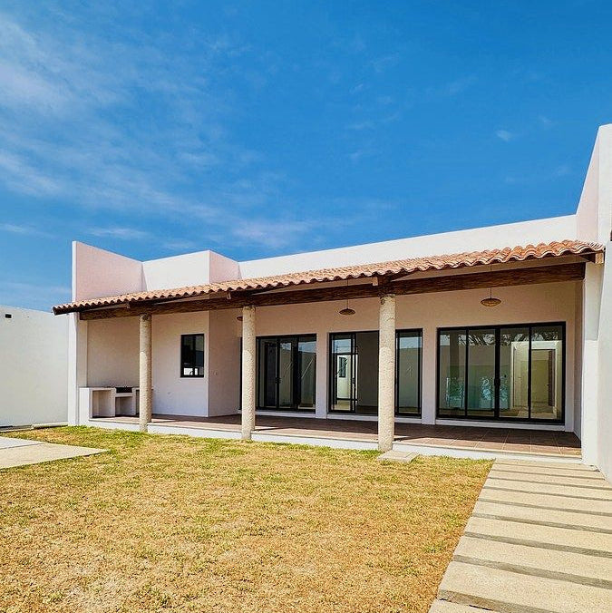 HACIENDA CONTEMPORANEA, HUAYAPAM, OAXACA.